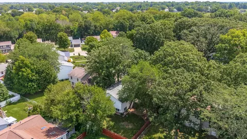 View/Area - 7 Autumn Ct, Bloomington, IL 61701 photo 4 of 4