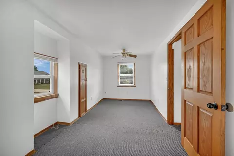 365 E Southmor Rd, Morris, IL 60450 photo 17