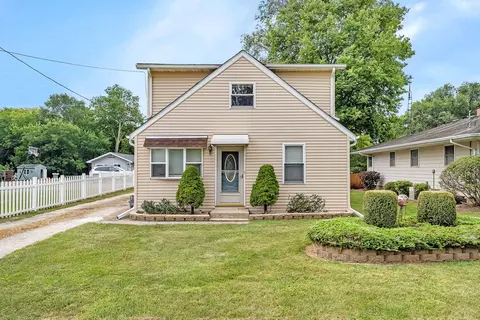 365 E Southmor Rd, Morris, IL 60450 photo 2