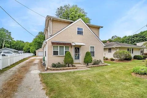 365 E Southmor Rd, Morris, IL 60450