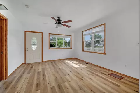 365 E Southmor Rd, Morris, IL 60450 photo 6