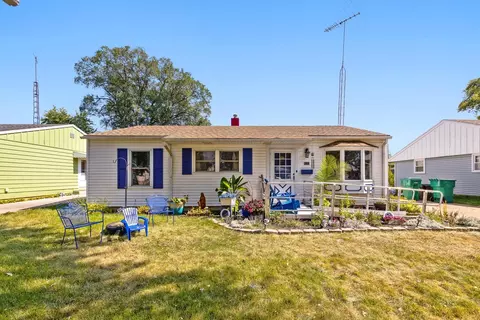 904 Cypress Ln, Joliet, IL 60435