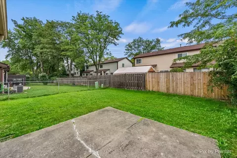 527 Commanche Trl, Wheeling, IL 60090 photo 27