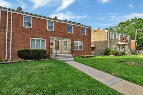 5247 W 63rd Pl, Chicago, IL 60638