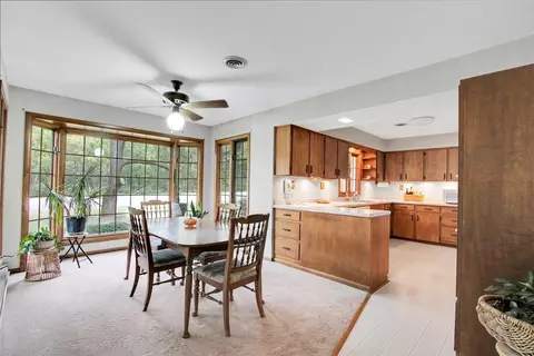 Dining - 10045 Tabler Rd, Morris, IL 60450 photo 1 of 1