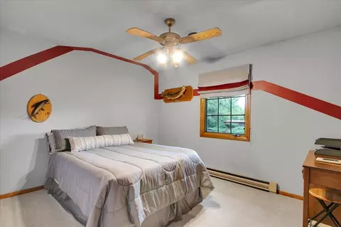 Bedroom - 10045 Tabler Rd, Morris, IL 60450 photo 4 of 5