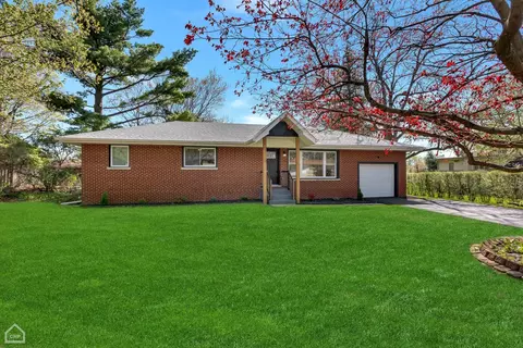 1433 S Monterey Ave, Schaumburg, IL 60193