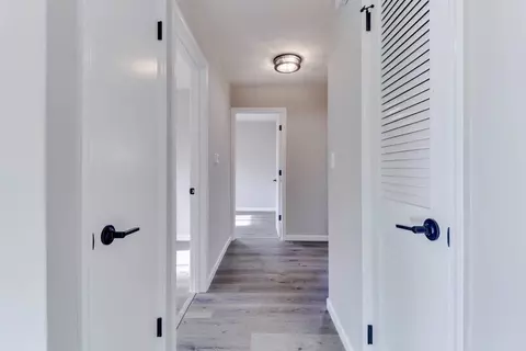 Entry Way - 1302 W Hovey Ave, Normal, IL 61761 photo 1 of 2