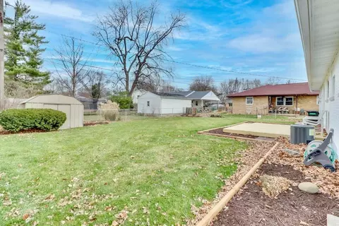 Exterior - 1302 W Hovey Ave, Normal, IL 61761 photo 4 of 5