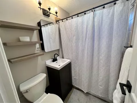 814 Parmon Rd, Bloomington, IL 61701 photo 10