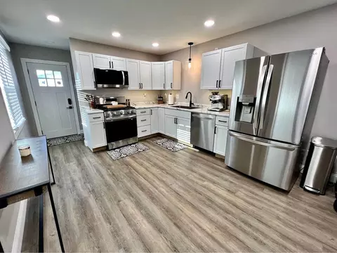 814 Parmon Rd, Bloomington, IL 61701 photo 5