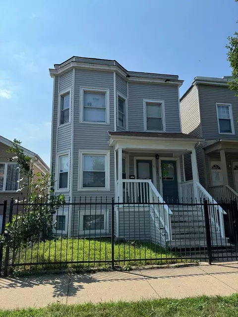 4907 W Potomac Ave, Chicago, IL 60651
