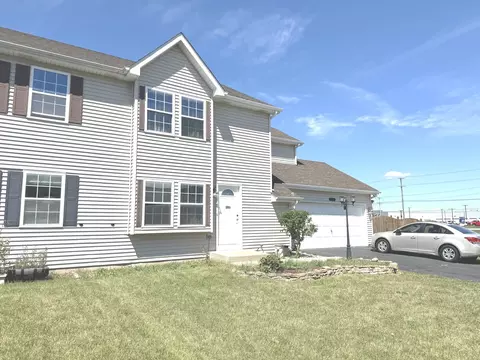 Exterior - 24006 W Hazelcrest Dr, Plainfield, IL 60544 photo 2 of 4