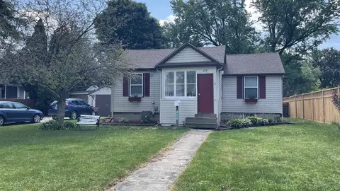 450 Cleveland Ave, Batavia, IL 60510