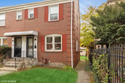 8450 S Bennett Ave, Chicago, IL 60617