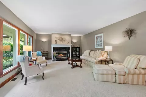 565 Tanglewood Ct, Algonquin, IL 60102 photo 18