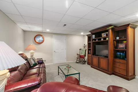 565 Tanglewood Ct, Algonquin, IL 60102 photo 38