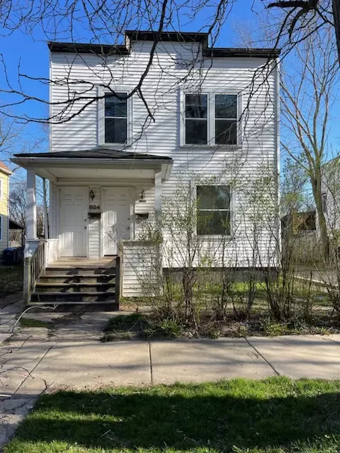 624 Helmholz Ave, Waukegan, IL 60085