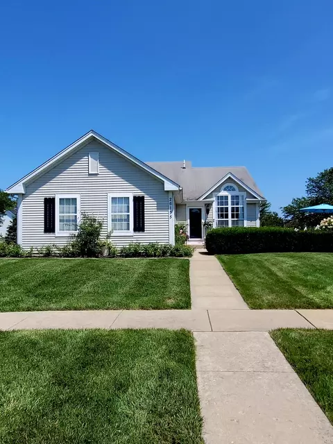 26135 S Locust Pl, Monee, IL 60449