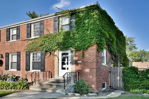 5321 N Oconto Ave, Chicago, IL 60656