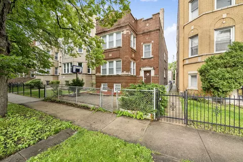 6435 N Leavitt St, Chicago, IL 60645