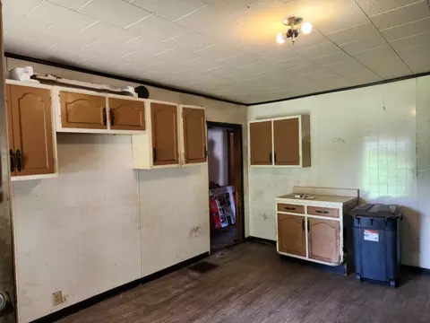 Other - 1524 E Percy Ave, Springfield, IL 62702 photo 2 of 7