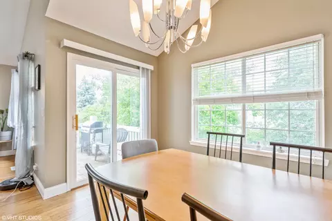 Dining - 81 Cantal Ct, Wheeling, IL 60090 photo 2 of 3