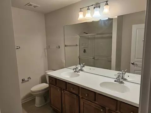 1014 Reserve Dr, Elgin, IL 60124 photo 16