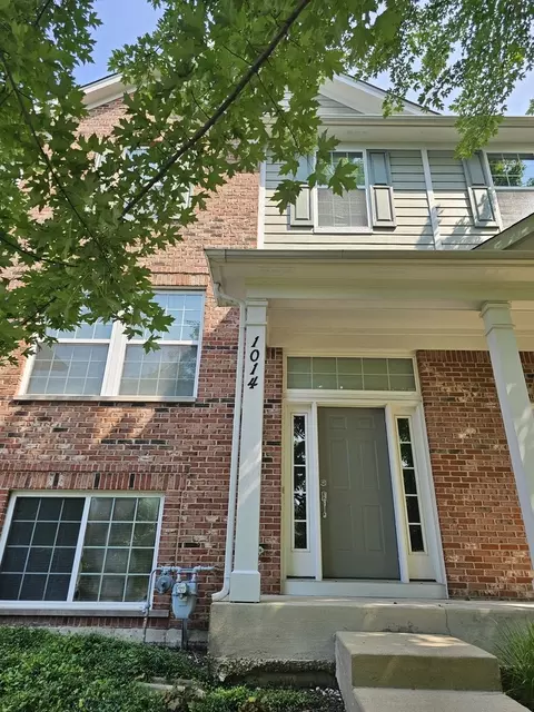 1014 Reserve Dr, Elgin, IL 60124 photo 2