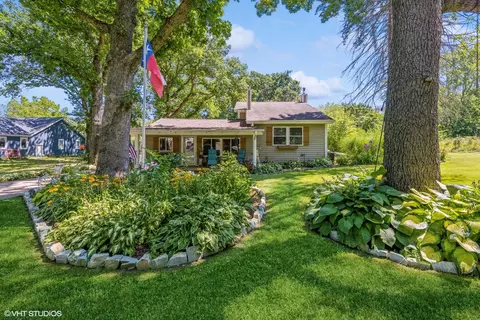 26708 W Wilmot Rd, Antioch, IL 60002