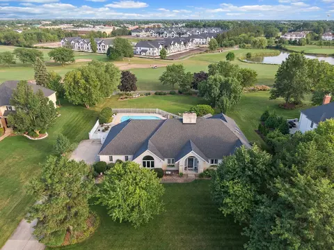 24323 Turnberry Ct, Naperville, IL 60564