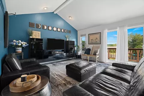 202 N Kent Rd, Mchenry, IL 60051 photo 21