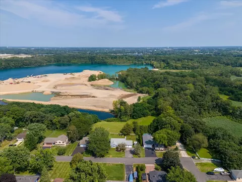 202 N Kent Rd, Mchenry, IL 60051 photo 58