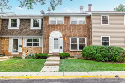 1831 Dunsford Ct, Schaumburg, IL 60194