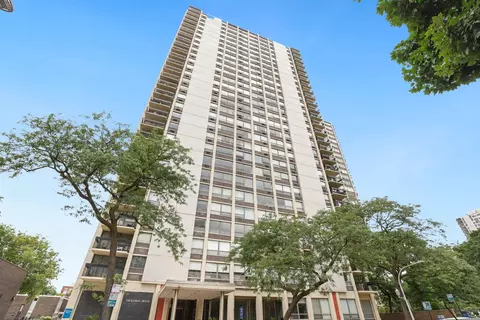 1355 N Sandburg Ter #607D, Chicago, IL 60610