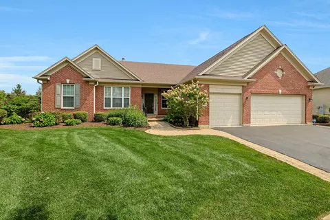 12582 Muir Dr, Huntley, IL 60142
