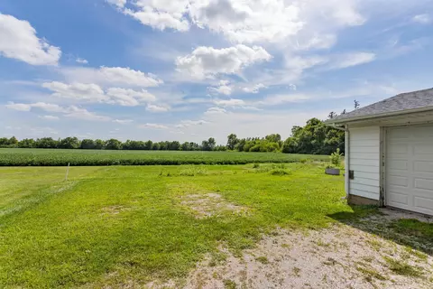 535 NE 3rd St, De Land, IL 61839 photo 36