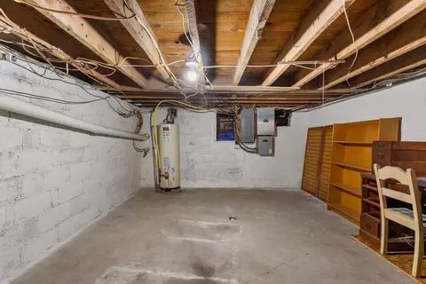 535 NE 3rd St, De Land, IL 61839 photo 34