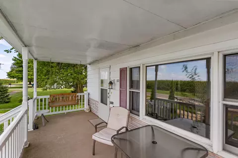 535 NE 3rd St, De Land, IL 61839 photo 5