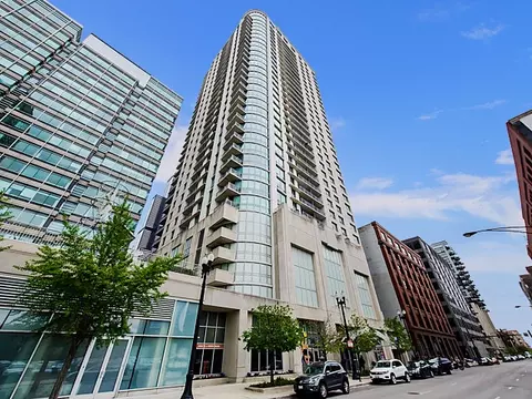 125 S Jefferson St #1104, Chicago, IL 60661