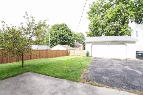 Exterior - 1115 Broadway, Normal, IL 61761 photo 1 of 4