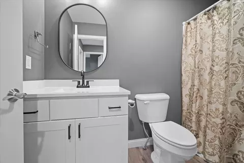 Bath - 2813 Conlor Dr, Bloomington, IL 61704 photo 2 of 2