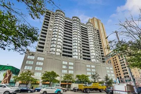 600 N Dearborn St #602, Chicago, IL 60654
