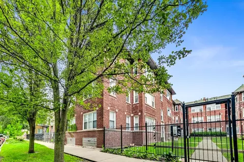 4648 N St Louis Ave #1B, Chicago, IL 60625