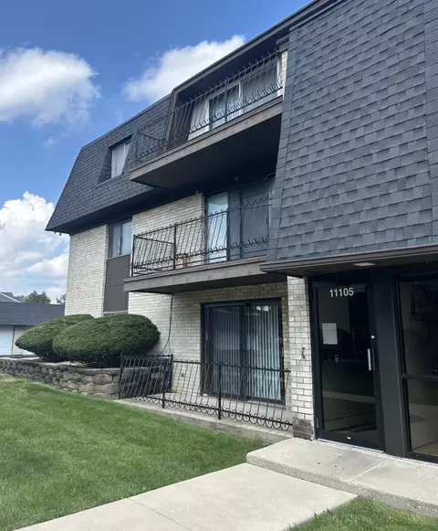 11105 S 84th Ave #1B, Palos Hills, IL 60465