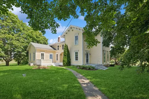 46 W598 Main Street Rd, Kaneville, IL 60144