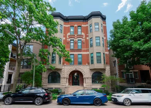 1748 W Huron St #1W, Chicago, IL 60622