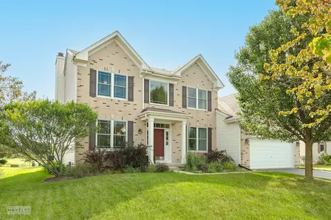 1850 Thurow St, Sycamore, IL 60178