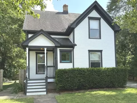 328 Blaine St, Peotone, IL 60468