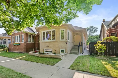5852 N Talman Ave, Chicago, IL 60659